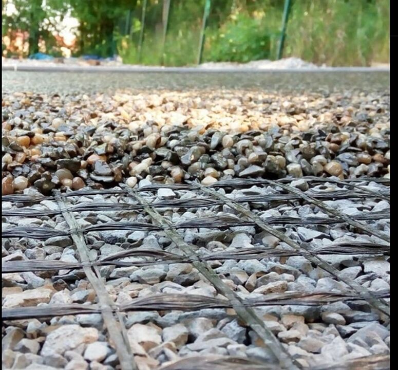 רשת לחיזוק שטיח האבן